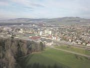 Sursee kann nur noch gegen innen wachsen – denn schon heute verschwimmen die Gemeindegrenzen. (Bild: Dominik Wunderli (25. Januar 2018))