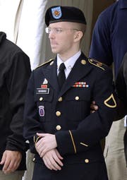 Chelsea Manning (29) während des Prozesses, damals noch als Bradley. (Bild: Shawn Thew/EPA (21. August 2013))