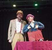Comedian Pädi Degen mit seinem Bauchredner-Kurs. (Bild: Manuela Jans-Koch (Kriens, 9. Februar 2018))