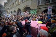So wie am 10. Dezember 2012 wollen am Montag Hunderte Schüler auf die Strasse gehen. (Bild: Pius Amrein / Neue LZ)