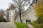 Die Museggmauer in der Stadt Luzern. (Bild: Philipp Schmidli)