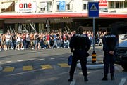 Der Bundesplatz in Luzern ist einer der Hotspots, wo während Fanmärschen eine fixe Kamera zum Einsatz kommen soll. (Archivbild Philipp Schmidli)