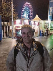 Walter Gabriel schlendert gerne durch die Messe. (Bild: nr)