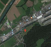 Im Gebiet Haslirain (rote Markierung) in Buchrain soll eine neue Wohnüberbauung entstehen. (Bild: googlemaps.ch)