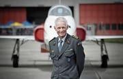 «Es ging nie darum, Schweizer Flugzeuge zu Bombern auszurüsten. Wer das sagt, weiss nicht, was ein Bomber ist», ärgert sich Markus Gygax, der ehemalige Kommandant der Schweizer Luftwaffe. (Bild: Boris Bürgisser (Emmen, 28. April 2011))