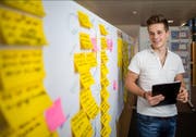 Ein junger Informatiker in Ausbildung. (Bild: pd)