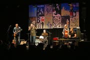 B.B. & The Blues Shacks spielten im Rahmen des Blues-Festivals an der Kantonsschule Reussbühl.Bild: Manuela Jans-Koch (7. November 2016)