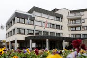 Die Gemeindeverwaltung von Steinhausen. (Bild: Stefan Kaiser / Neue ZZ)