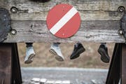 Die Afghanen Ali und Ibrahim haben ihr Heimatland Richtung Luzern verlassen. Für beide gibt es keinen Weg zurück: Sie starten demnächst ins Berufsleben. (Bild: Dominik Wunderli (Luzern, 26. Januar 2018))