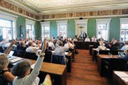 Wird der Kantonsrat künftig über die Amtsenthebung von Regierungsräten entscheiden? (Bild: Stefan Kaiser (Zug, 25. August 2016))