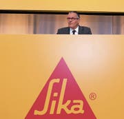 Sika-Verwaltungsratspräsident Paul Hälg will den Verkauf an Saint-Gobain mit allen Mitteln verhindern. (Bild: Georgios Kefalas/Keystone (Baar, 11. April 2017))