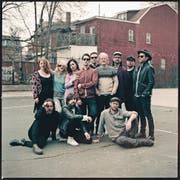 Wie viele Musiker beim Kollektiv mitmachen, entscheidet sich von Konzert zu Konzert, von Album zu Album. (Bild: PD)