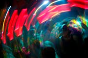 Die Schlägereien ereigneten sich in einer Disco in Erstfeld und in einem Pub in Flüelen. (Symbolbild Keystone)