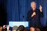 Bleibt so oder so «Mr. President»: Bill Clinton. (Bild: Matthew Putney/AP)