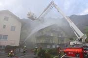 Es waren Feuerwehrleute aus Alpnach und Sarnen im Einsatz. (Bild: PD)