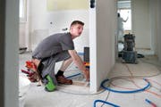 Dominik Huber schoss diesen Sommer die Lehre bei der CKW Conex AG als Elektroinstallateur ab. (Bild Nadia Schärli)