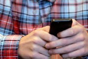 Das Telefon klingelt, der Ärger beginnt sogleich. (Bild: Keystone)