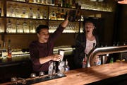 Saliya findet mit Max (r., Jacob Matschenz) einen Freund fürs Leben. (Bild: PD/outnow.ch)