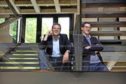 Die Brüder Stefan (links) und Adrian Leumann bestimmen die Geschicke der Innovationsfabrik LAS. (Bild Nadia Schärli)