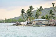 Karibikküste in Corail. Die 30 000-Einwohner-Stadt leidet unter den Folgen des Hurricans. Florian Kopp/SRK (Bild: Florian Kopp/SRK)