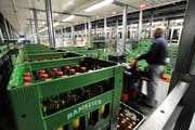 Die Ramseier Suisse AG musste 2013 einen leichten Umsatzrückgang hinnehmen. (Bild: pd)