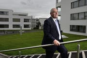 Urs Dickerhof (SVP) will die Verwaltung von Emmen ausbauen. (Bild: Nadia Schärli / Neue LZ)