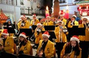 Das Jugendblasorchester beim Auftritt am 21. Dezember. (Bild: PD)