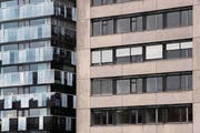 Das Triemlispital in Zürich ist nicht die einzige Klinik in der Schweiz, die in Finanznot ist. (Bild: Ennio Leanza/Keystone (Zürich, 29. November 2017))