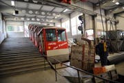 Ob die aktuelle Bahnverbindung auf den Stoos neu gebaut wird oder ob eine Gondelbahn den Stoos erschliesst, wird noch diskutiert. (Bild Erhard Gick/Neue SZ)