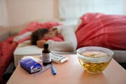 Zurzeit liegen überdurchschnittlich viele Zentralschweizer mit Grippesymptomen im Bett. (Bild: Nadia Schärli/Neue LZ)