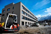 Die Eröffnung rückt immer näher: der neue Bettentrakt des Kantonsspitals Obwalden. (Bild Corinne Glanzmann)