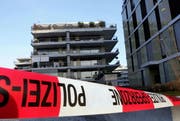 Die Attika-Wohnung am Eschenring in Zug: Hier wurden im Februar 2009 zwei Frauen tot in ihrer Wohnung aufgefunden. Nun steht der Täter vor dem Zuger Obergericht. (Bild: Archiv)