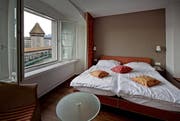 Ein Hotelzimmer in der Stadt Luzern (Symbolbild). (Bild: Pius Amrein / Neue LZ)