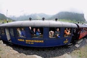 Noch ist ungewiss, ob die Touristen am 23. Juni dieses Jahres aus den fahrenden Zügen winken können. (Bild: Urs Hanhart / Neue UZ)