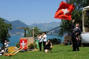 1. Augustfeier 2009 auf dem Rütli. (Bild Boris Bürgisser/Neue LZ)
