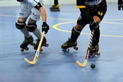 Der Kanton Uri sieht keinen Bedarf für mehr schul-sportliche Förderung. Im Bild: RHC Uri Spieler. (Bild: Urs Hanhart (Neue UZ))