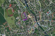 In der Herrengasse in Cham ist es am Donnerstag zu einem Wohnungsbrand gekommen. (Bild: mapsearch.ch)