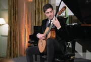 Der Gitarrist Miloš Karadaglic bei seinem Auftritt am Bürgenstock-Festival. (Bild: Michael Schmid (11. Februar 2018))