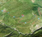 Die Lenkerin prallte in dieser Kurve auf der Furkapassstrasse in das Geländer auf der rechten Strassenseite. (Bild: maps.search.ch)