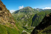 Die Tremola windet sich zur St.-Gotthard-Passhöhe hinauf. (Bild: PSG 2020)