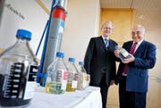 Olaf J. Böhme von Idee Suisse und der Chamer Unternehmer Urs A. Weidmann. Bild: Stefan Kaiser (Cham, 29. September 2016)