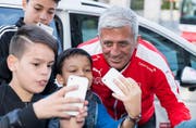 Der Vertrag mit Vladimir Petkovic wurde am Montag um zwei Jahre verlängert. (Symbolbild Keystone)