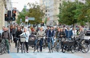 Kopenhagen gilt als beste Velostadt der Welt. Doch der Erfolg wird zunehmend zum Problem. (Bild: Frédéric Soltan/Corbis (9. November 2016))