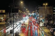 Auf der Hauptachse durchs Rontal soll der Verkehr flüssiger werden. (Bild: Pius Amrein (Ebikon, 6. November 2017))