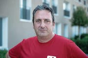 «Wir bräuchten mehr Personal.» Giuseppe Reo, Sekretär der Zentralschweizer Sektion der Gewerkschaft Unia. (Bild: Pius Amrein / LZ)