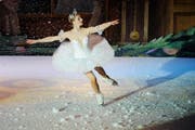 Nicht zum ersten Mal in Zug: Das Musical "Nussknacker on Ice" des Sankt Petersburgers Staatsballett (Archivbild). (Bild: Maria Schmid / Neue LZ)