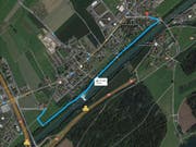In dem blau markierten Abschnitt kommt es zu Teilsperrungen des Velo- und Fussgängerweges am linken Reussufer. (Bild: maps.google.com (Screenshot))