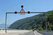 Auf der Autobahn A2 fiel der Autofahrer wegen seiner Fahrweise auf. (Symbolbild René Meier / Luzernerzeitung.ch)