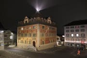 Das Rathaus am Hauptplatz in Schwyz wird neu beleuchtet. (Bild: Gemeinde Schwyz)