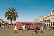 Die Direktion für Entwicklung und Zusammenarbeit soll in Eritrea Pilotprojekte lancieren. Im Bild die Hauptstadt Asmara. (Bild: AFP)